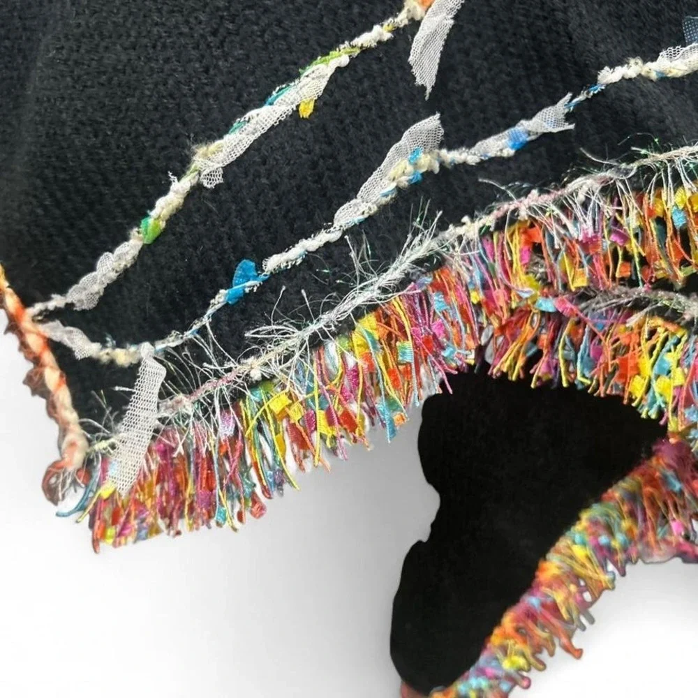 Black and multicoloured fringe Shaw with button‎ detail Osfm (2xl2)